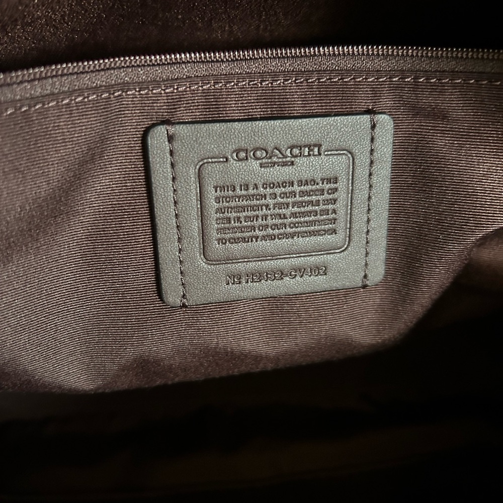 Coach Black Gallery Tote - Picture 13 of 14